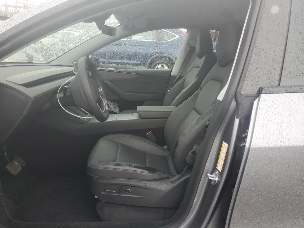 2026 Tesla Model Y VIN: 7SAYGDED3TF391378 Lot: 85893135