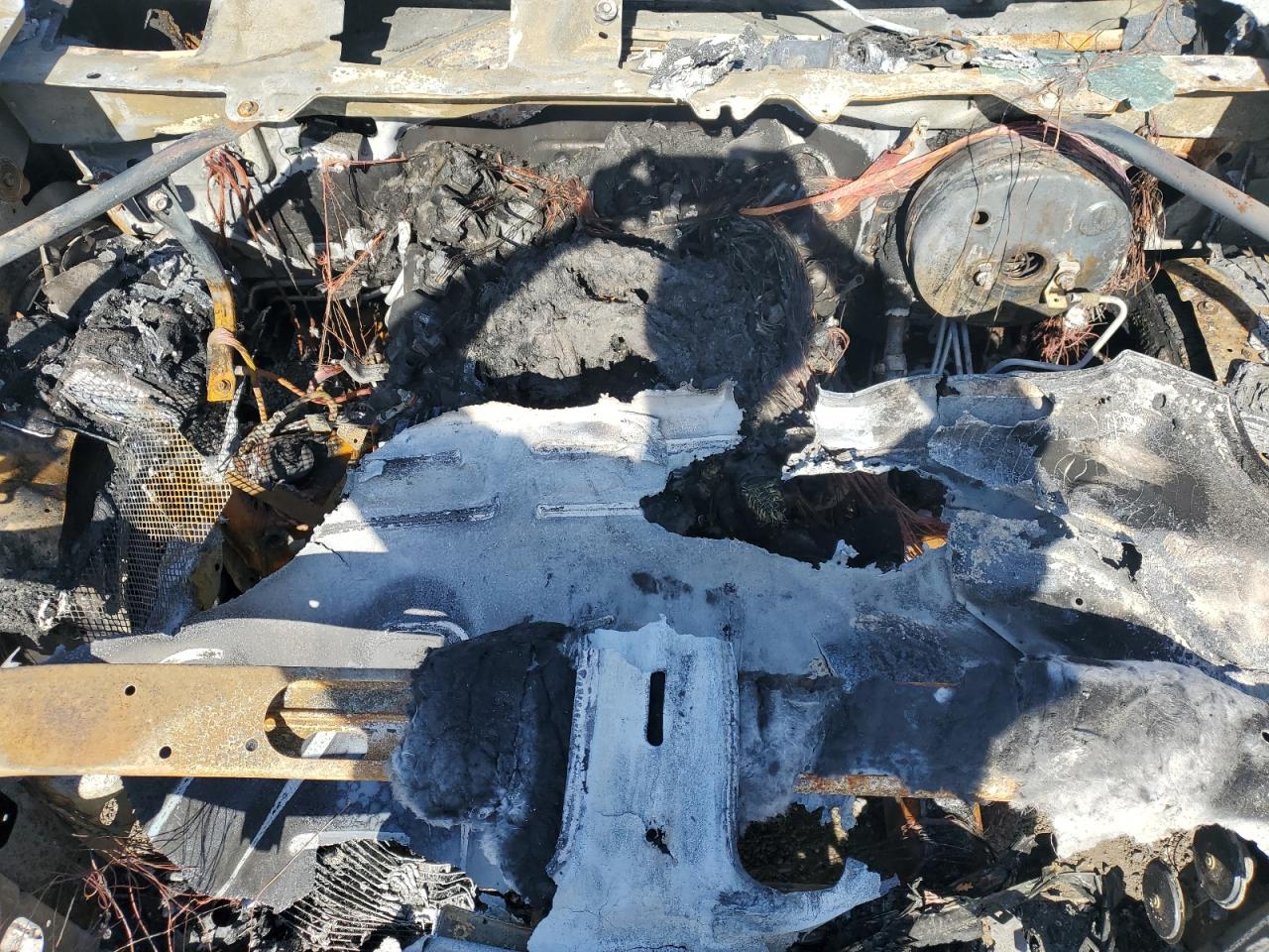 2018 GMC Yukon Xl Denali VIN: 1GKS2HKJ0JR309735 Lot: 90271795