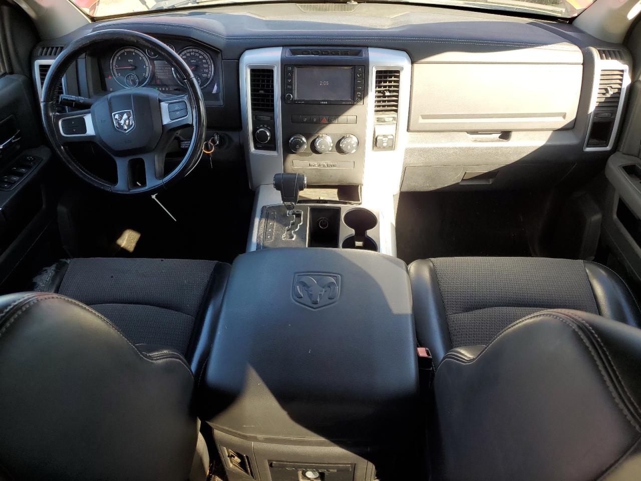 2009 Dodge Ram 1500 VIN: 1D3HV13T19S702207 Lot: 82723095