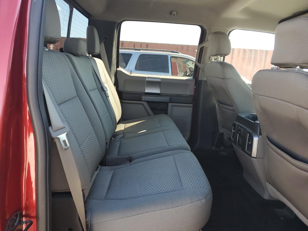 2015 Ford F150 Supercrew VIN: 1FTEW1EG1FFB04843 Lot: 86331255