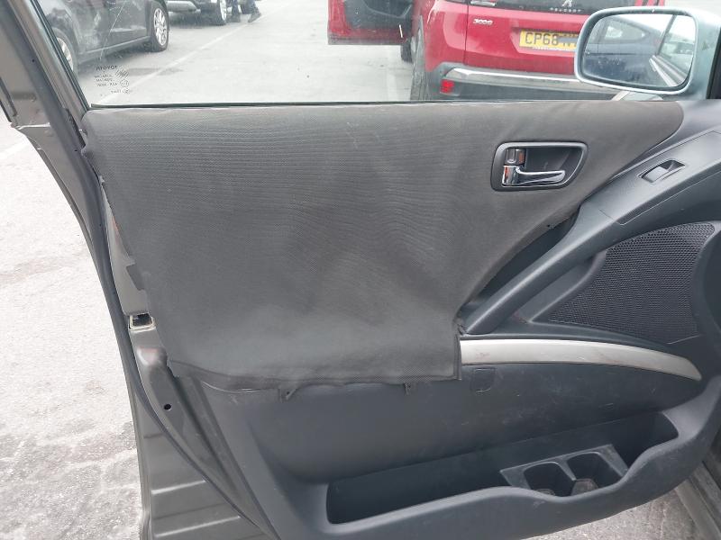 2005 TOYOTA COROLLA VERSO VVT-I T3 