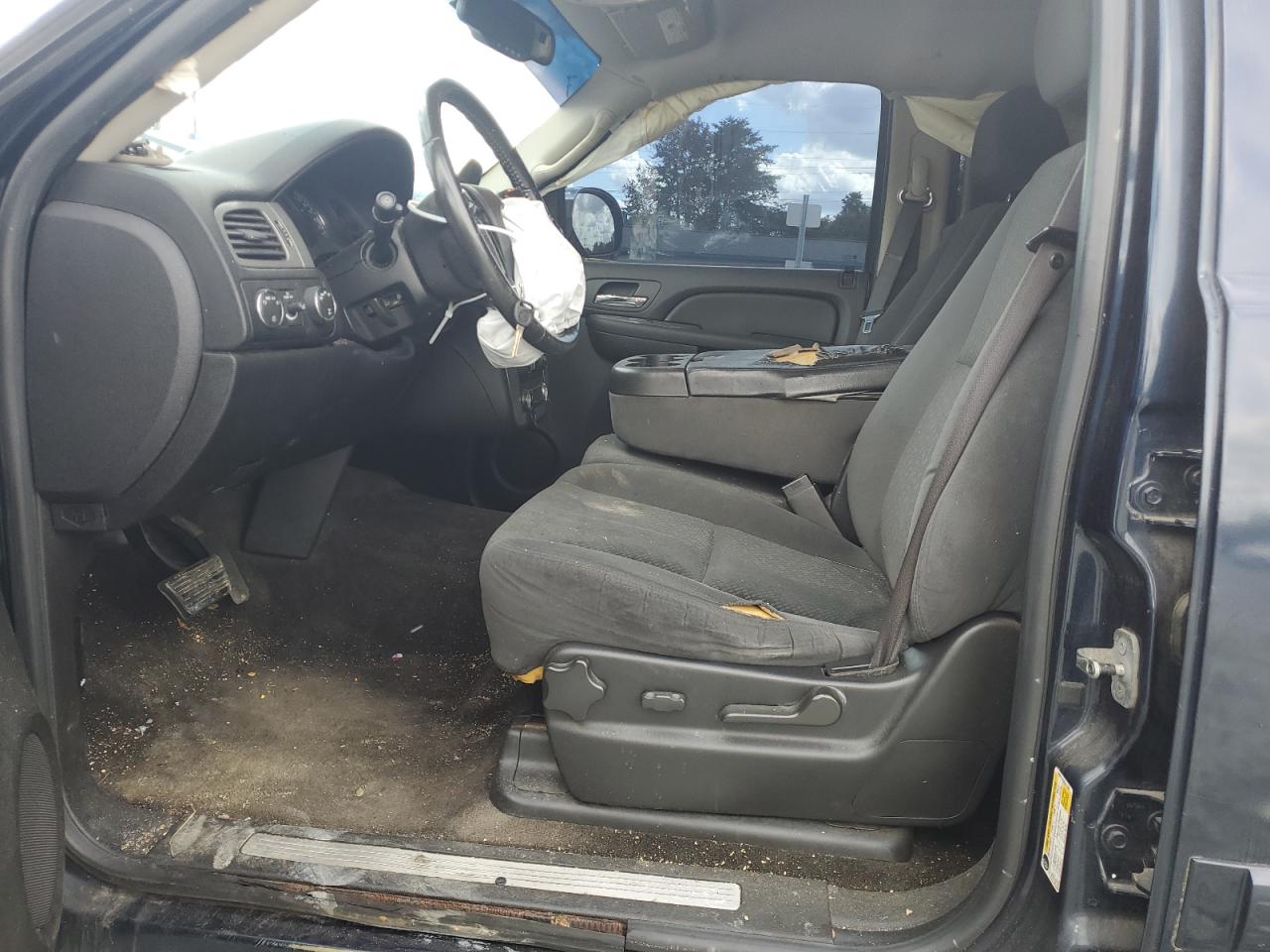 2008 Chevrolet Tahoe K1500 VIN: 1GNFK13038J211289 Lot: 85688835