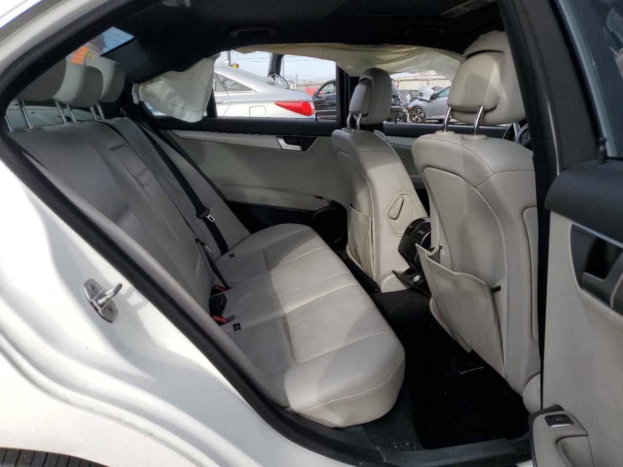 2013 Mercedes-Benz C 250 VIN: WDDGF4HB3DR292132 Lot: 82605885