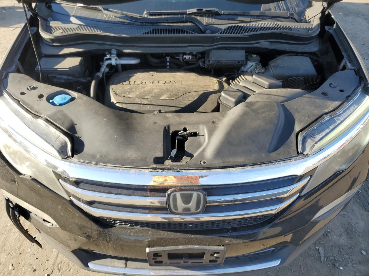 2016 Honda Pilot Touring VIN: 5FNYF6H93GB078579 Lot: 85550525