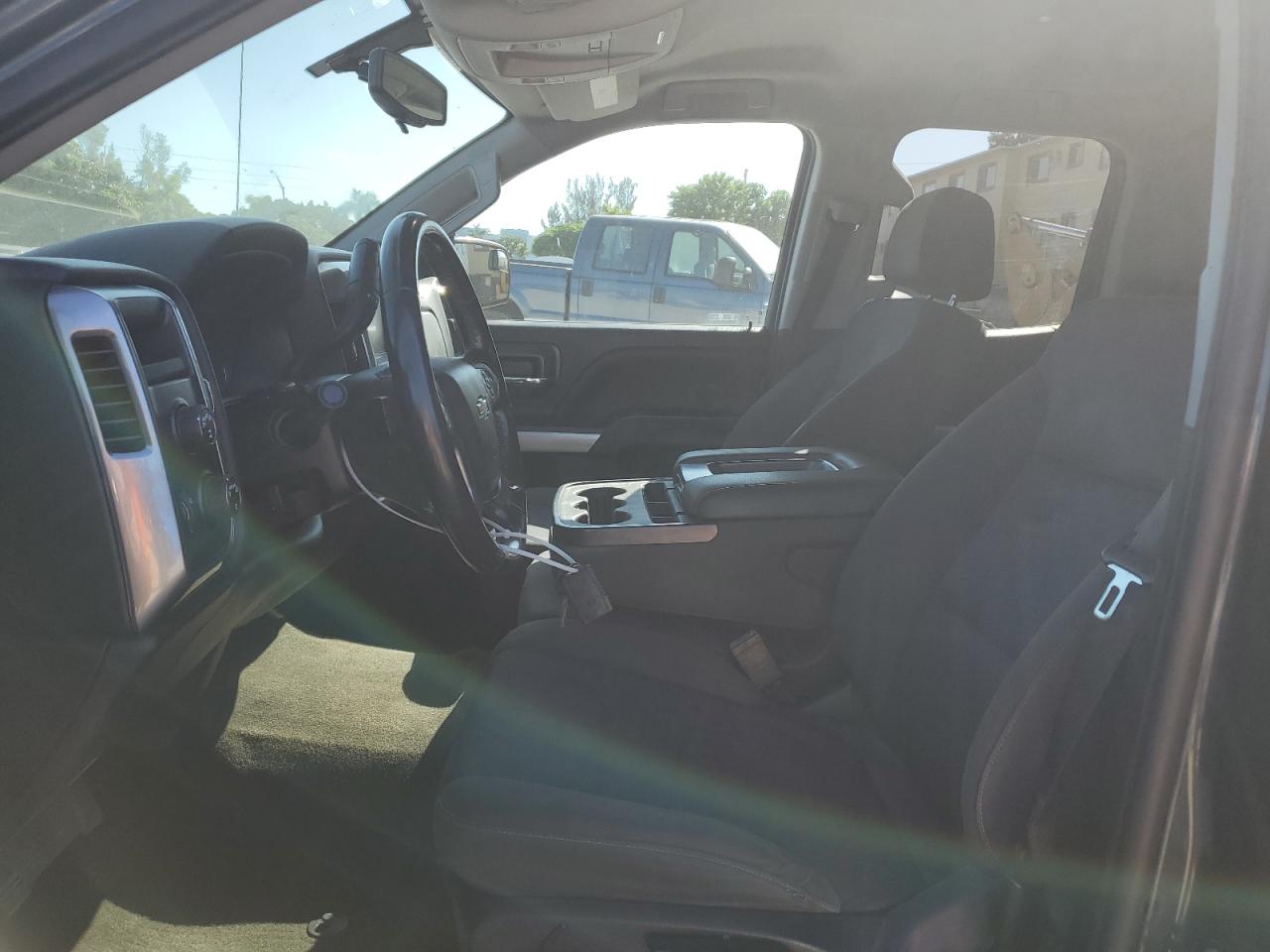 2018 Chevrolet Silverado K1500 Lt VIN: 1GCVKREC5JZ153770 Lot: 84074095