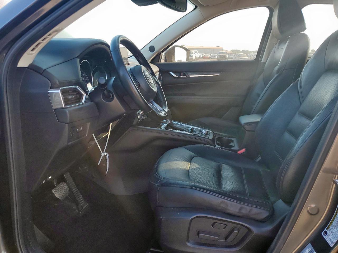 2017 Mazda Cx-5 Grand Touring VIN: JM3KFADLXH0112129 Lot: 85726925