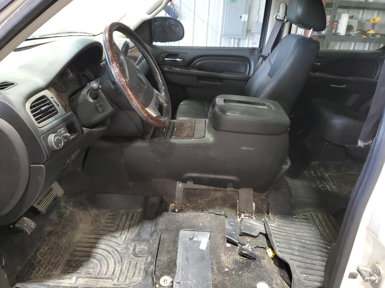 2013 GMC Yukon Denali VIN: 1GKS2EEF1DR323881 Lot: 85406395