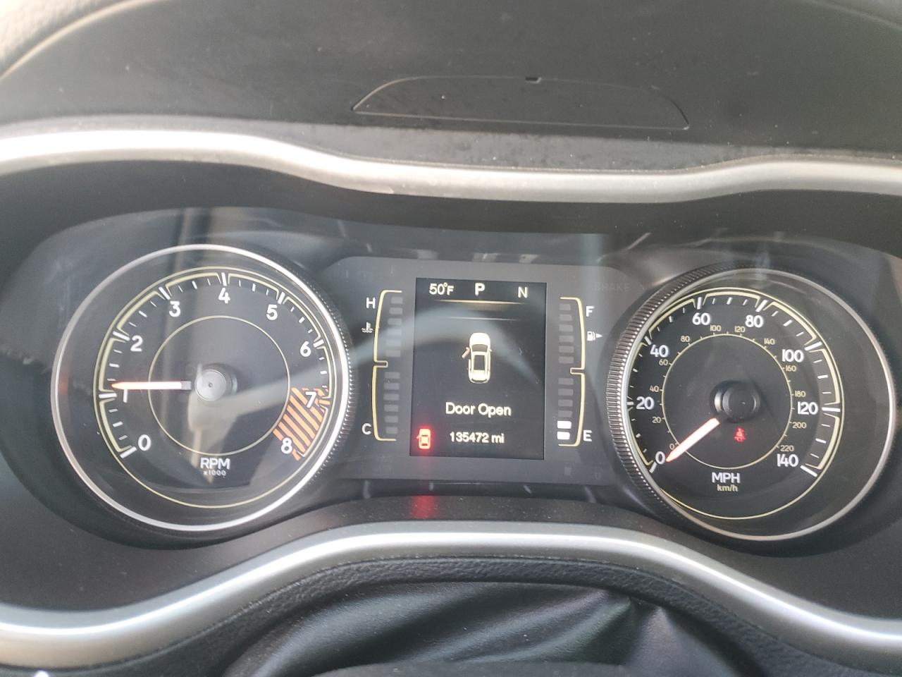 2014 Jeep Cherokee Latitude VIN: 1C4PJMCS4EW138824 Lot: 82674465