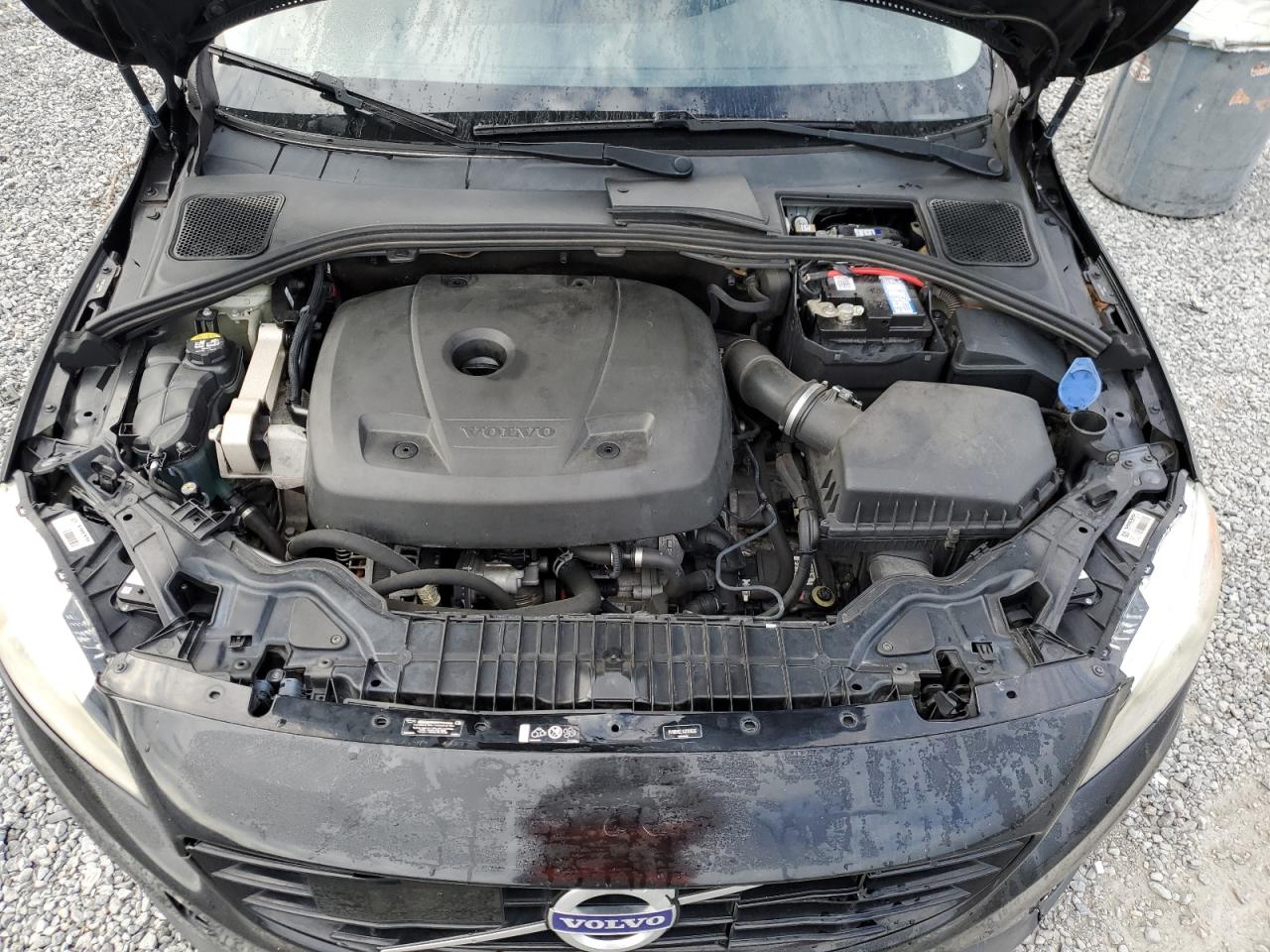 2018 Volvo V60 T5 Dynamic VIN: YV140MEL1J2391526 Lot: 85310225