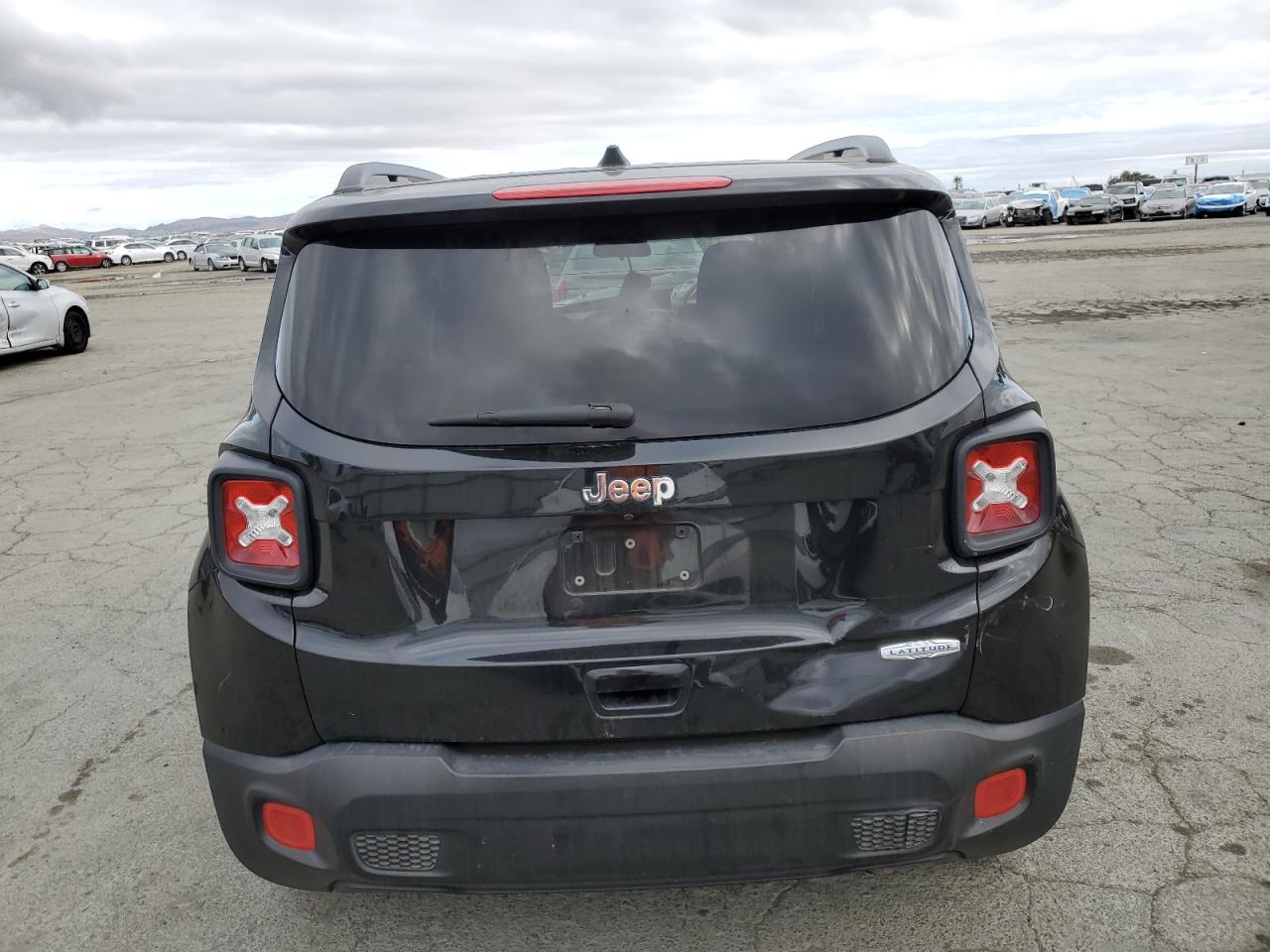 2018 Jeep Renegade Latitude VIN: ZACCJABB2JPH97457 Lot: 84994015