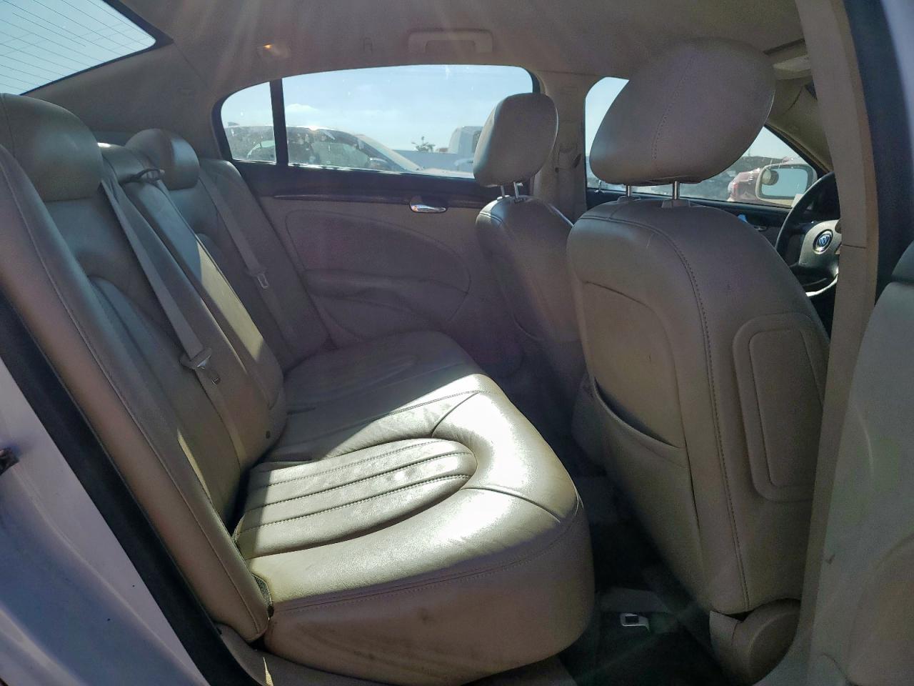 2010 Buick Lucerne Cxl VIN: 1G4HC5EM5AU124855 Lot: 80171575