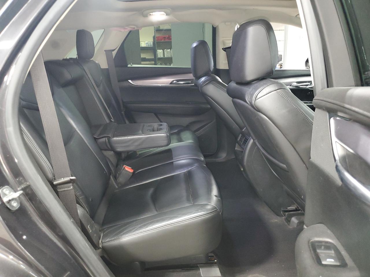 2017 Cadillac Xt5 Luxury VIN: 1GYKNDRSXHZ230300 Lot: 86523625