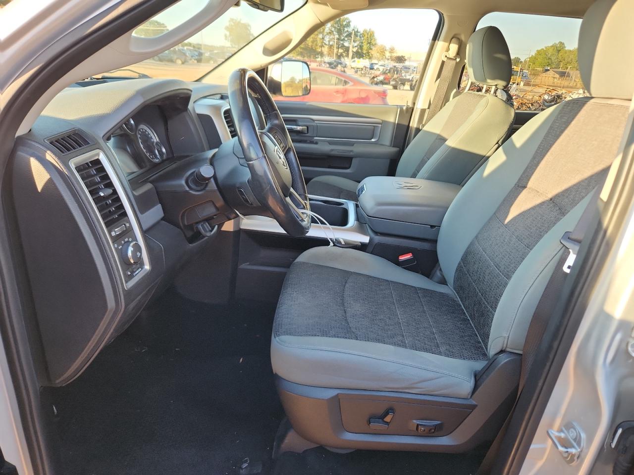 2016 Ram 1500 Slt VIN: 1C6RR7LT1GS130757 Lot: 89807965