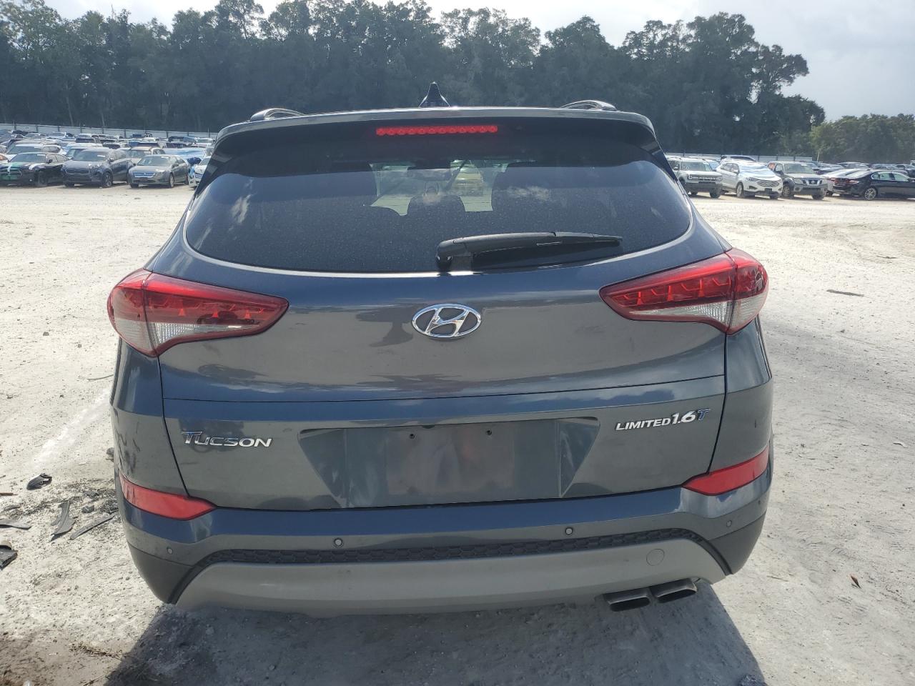 2018 Hyundai Tucson Value VIN: KM8J33A23JU814937 Lot: 82202515
