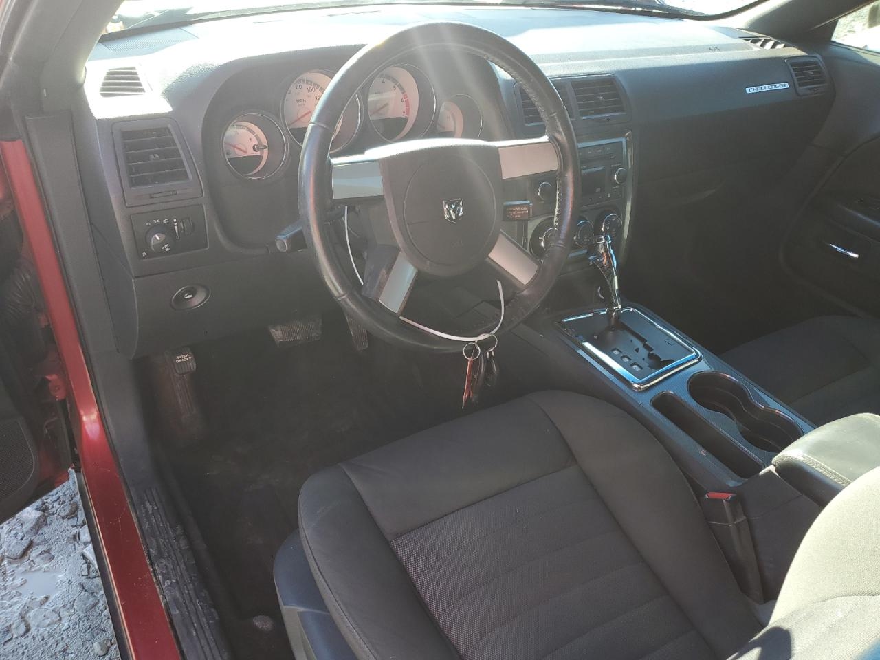2009 Dodge Challenger R/T VIN: 2B3LJ54T69H510133 Lot: 87464485