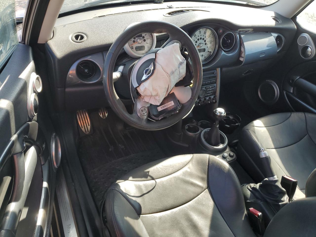 2004 Mini Cooper S VIN: WMWRE33484TD88477 Lot: 89685435