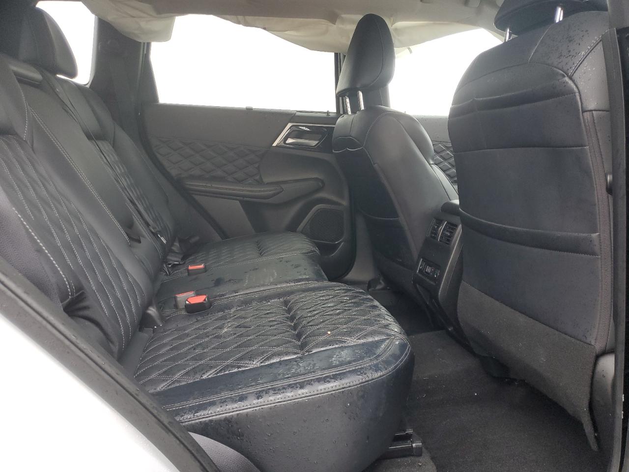 2024 Mitsubishi Outlander Sel VIN: JA4J4WA85RZ058401 Lot: 90582185