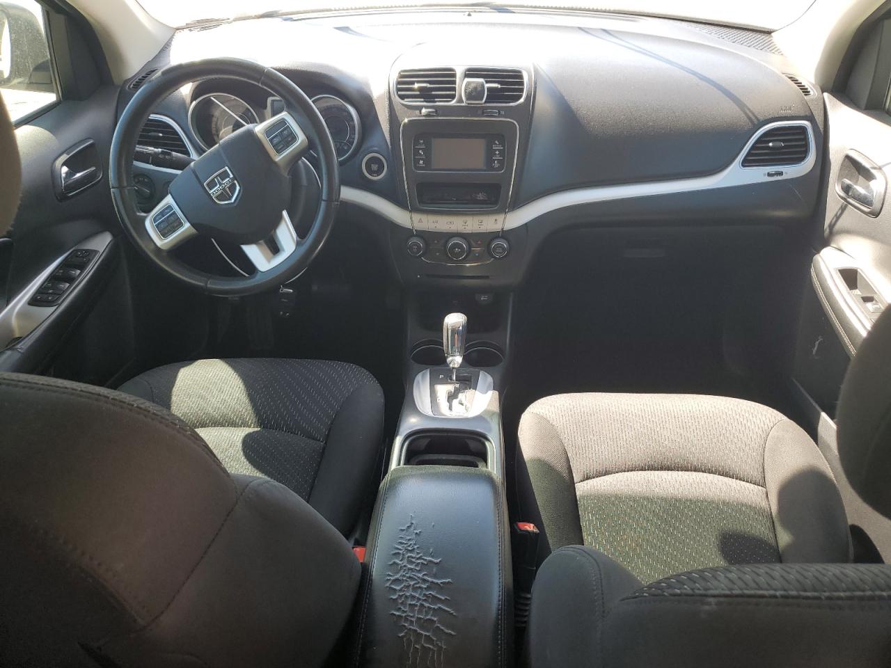 2018 Dodge Journey Se VIN: 3C4PDCAB5JT443897 Lot: 82571825