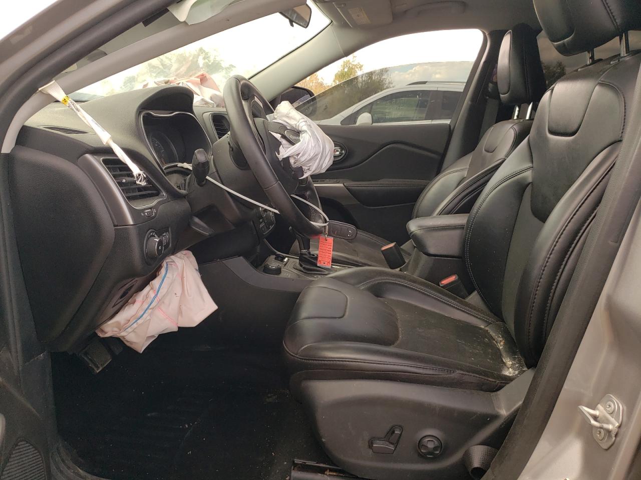 2020 Jeep Cherokee Latitude Plus VIN: 1C4PJMLB1LD545279 Lot: 82278165