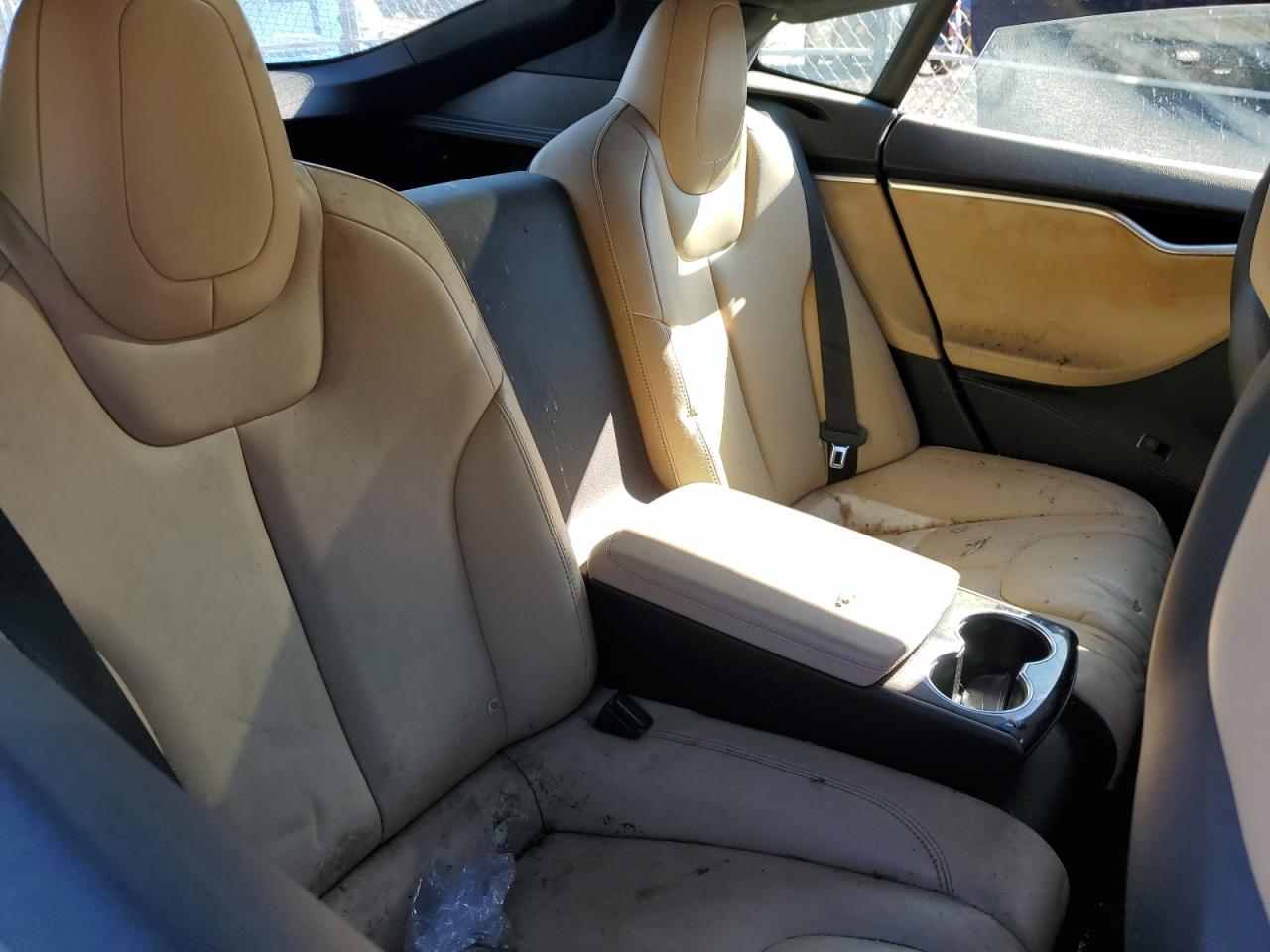 2015 Tesla Model S 85D VIN: 5YJSA4H21FF087551 Lot: 82465805