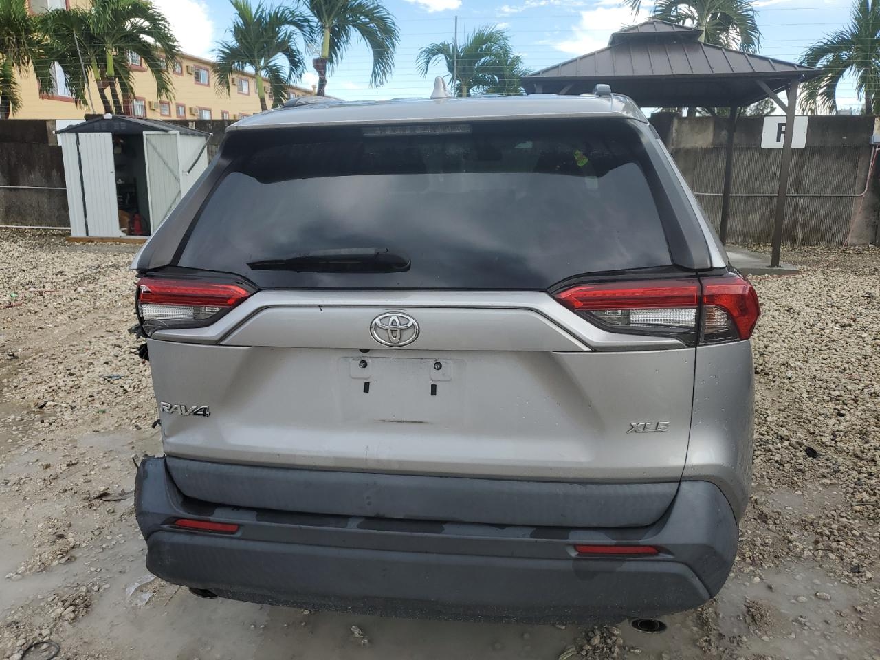 2020 Toyota Rav4 Xle Premium VIN: 2T3C1RFV3LC066044 Lot: 85135555