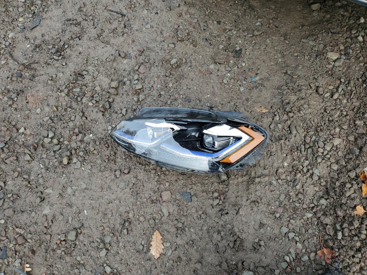 2018 Volkswagen E-Golf Sel Premium VIN: WVWPR7AU8JW911996 Lot: 87215605