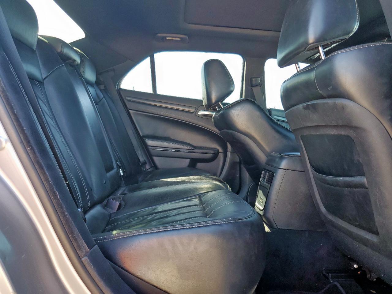 2015 Chrysler 300 S VIN: 2C3CCAGG5FH932295 Lot: 90574345