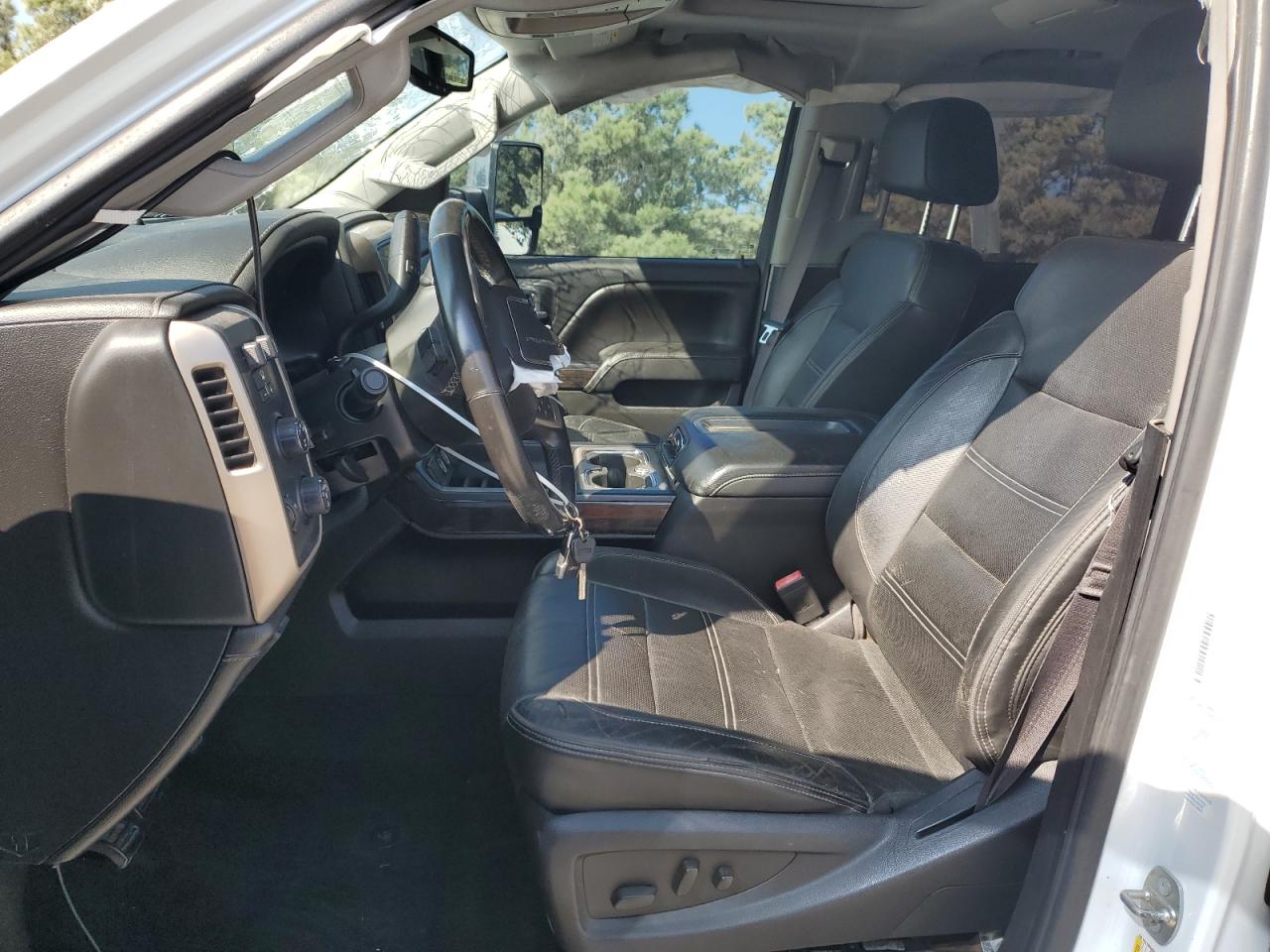 2015 GMC Sierra K2500 Denali VIN: 1GT120E80FF573662 Lot: 89630325