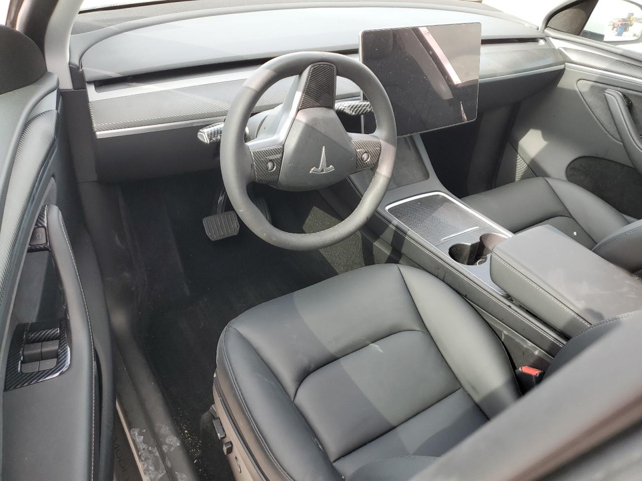 2024 Tesla Model Y VIN: 7SAYGDEE2RA259193 Lot: 89858845