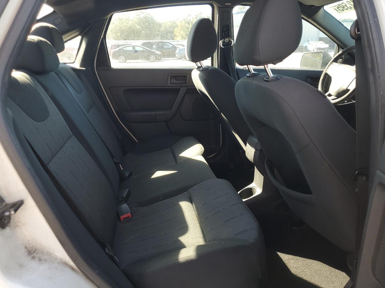 2009 Ford Focus Se VIN: 1FAHP35N09W215754 Lot: 89442595