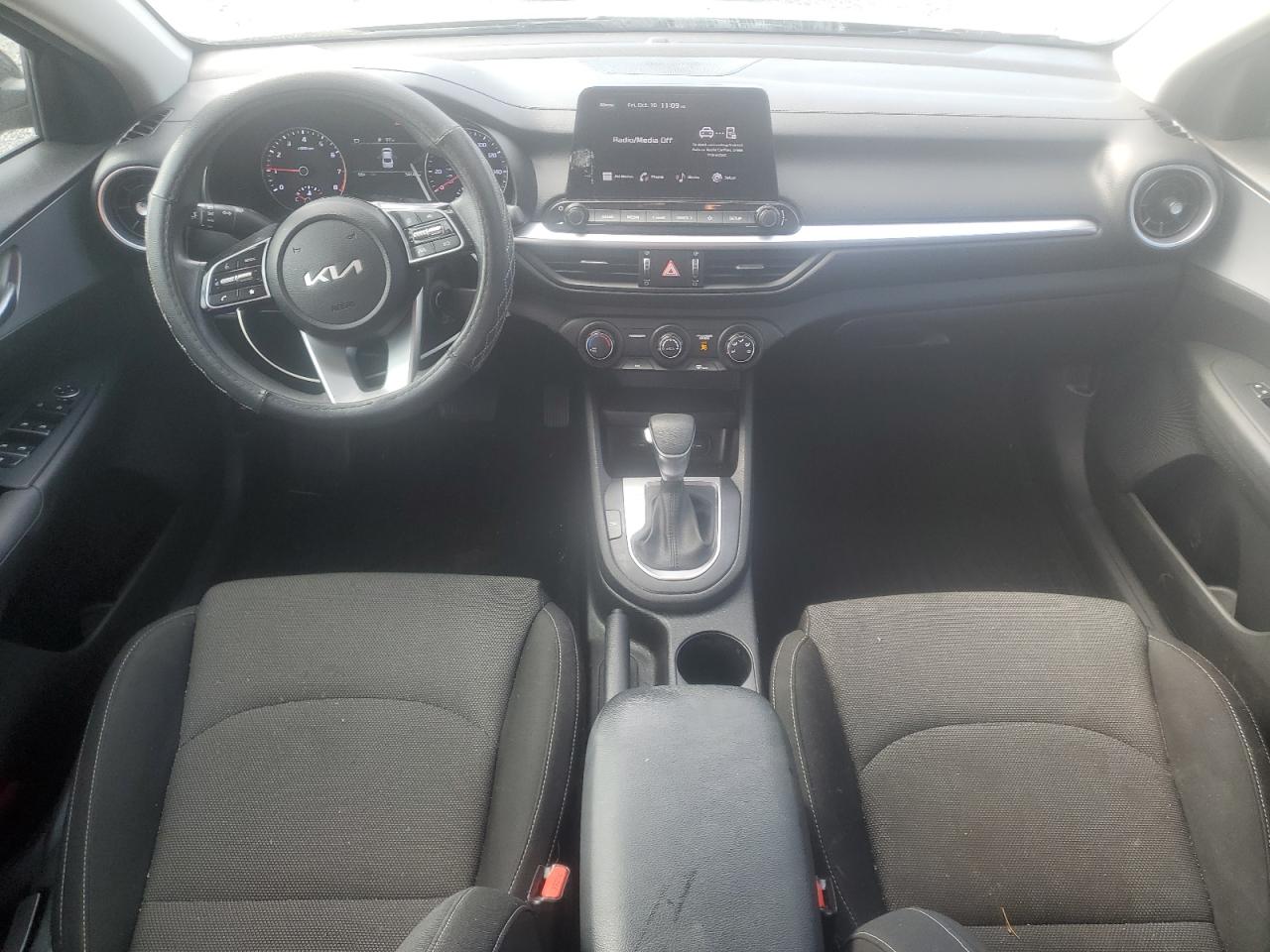 2023 Kia Forte Lx VIN: 3KPF24AD7PE551668 Lot: 85861375