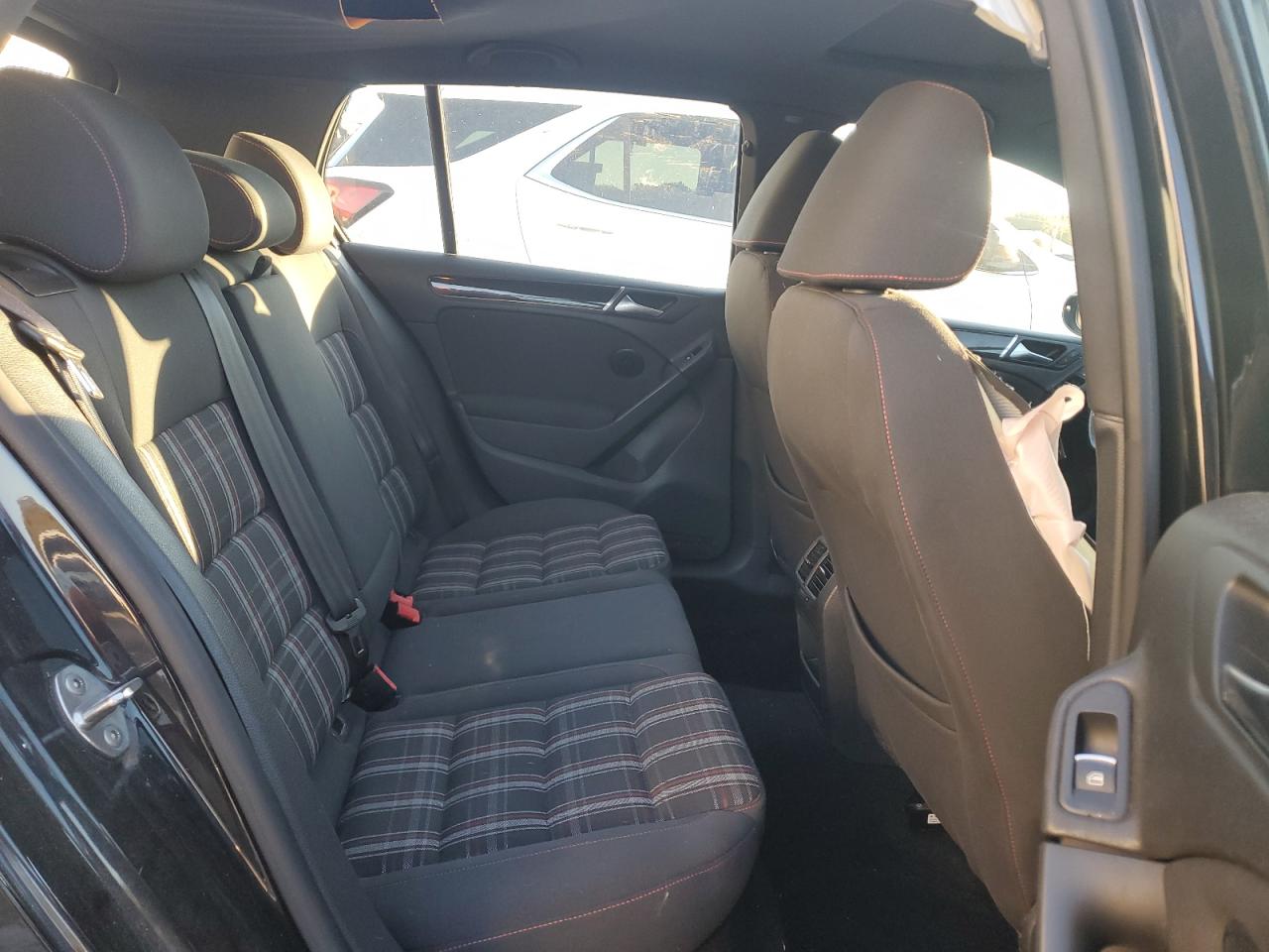 2013 Volkswagen Gti VIN: WVWHV7AJ3DW090137 Lot: 85681835