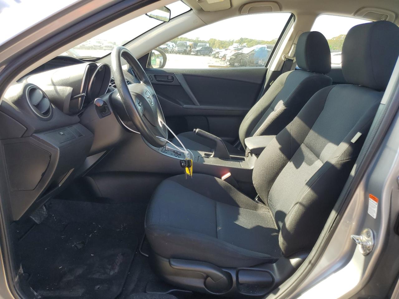 2011 Mazda 3 I VIN: JM1BL1UG6B1496738 Lot: 85177635