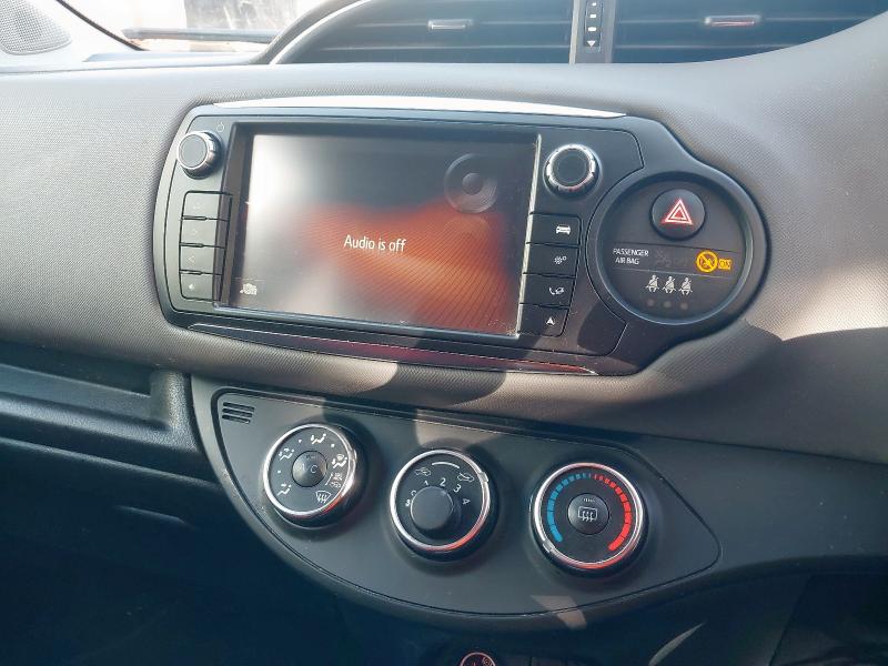 2015 TOYOTA YARIS 1.33 VVT-I SPORT 5DR