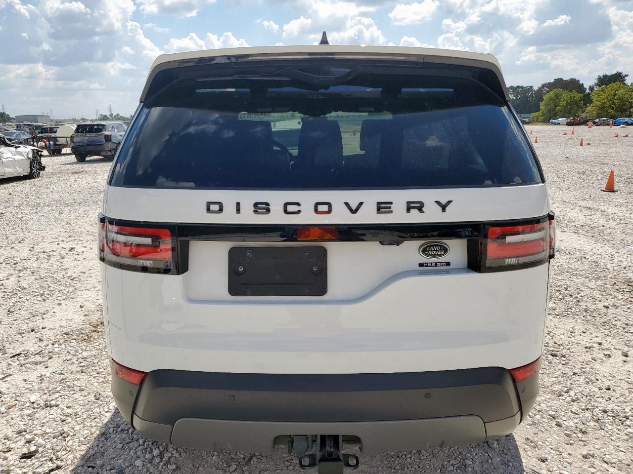 2018 Land Rover Discovery Hse Luxury VIN: SALRT2RV1JA058759 Lot: 84365615