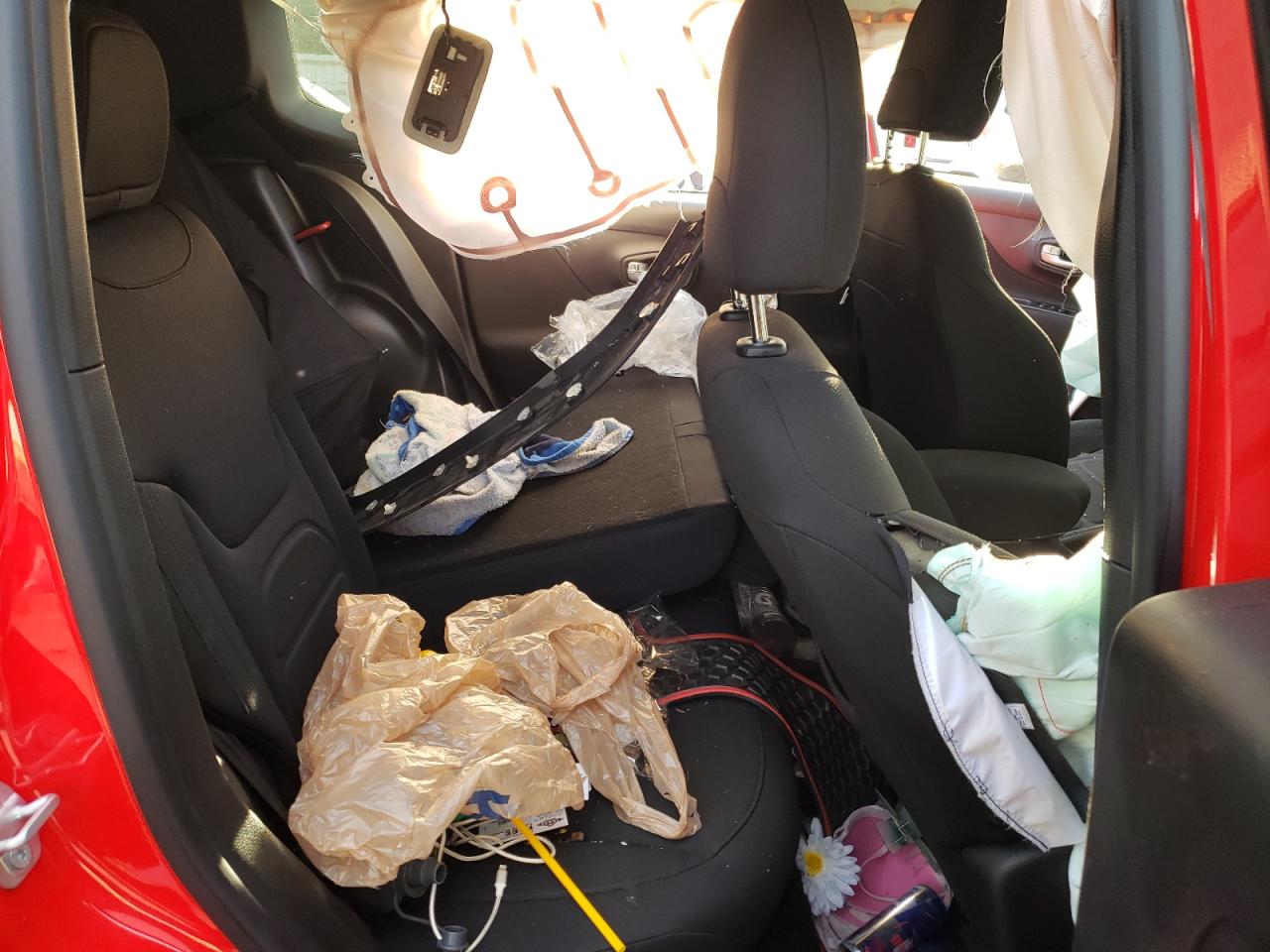 2018 Jeep Renegade Latitude VIN: ZACCJBBBXJPJ63803 Lot: 85151855