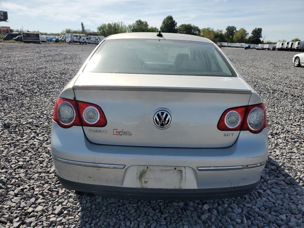 2010 Volkswagen Passat Komfort VIN: WVWJK7AN9AE148105 Lot: 84945595
