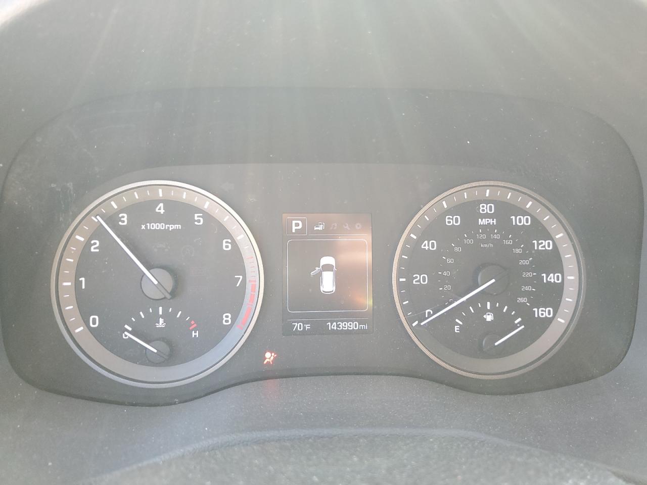 2018 Hyundai Tucson Value VIN: KM8J33A20JU639739 Lot: 85890455