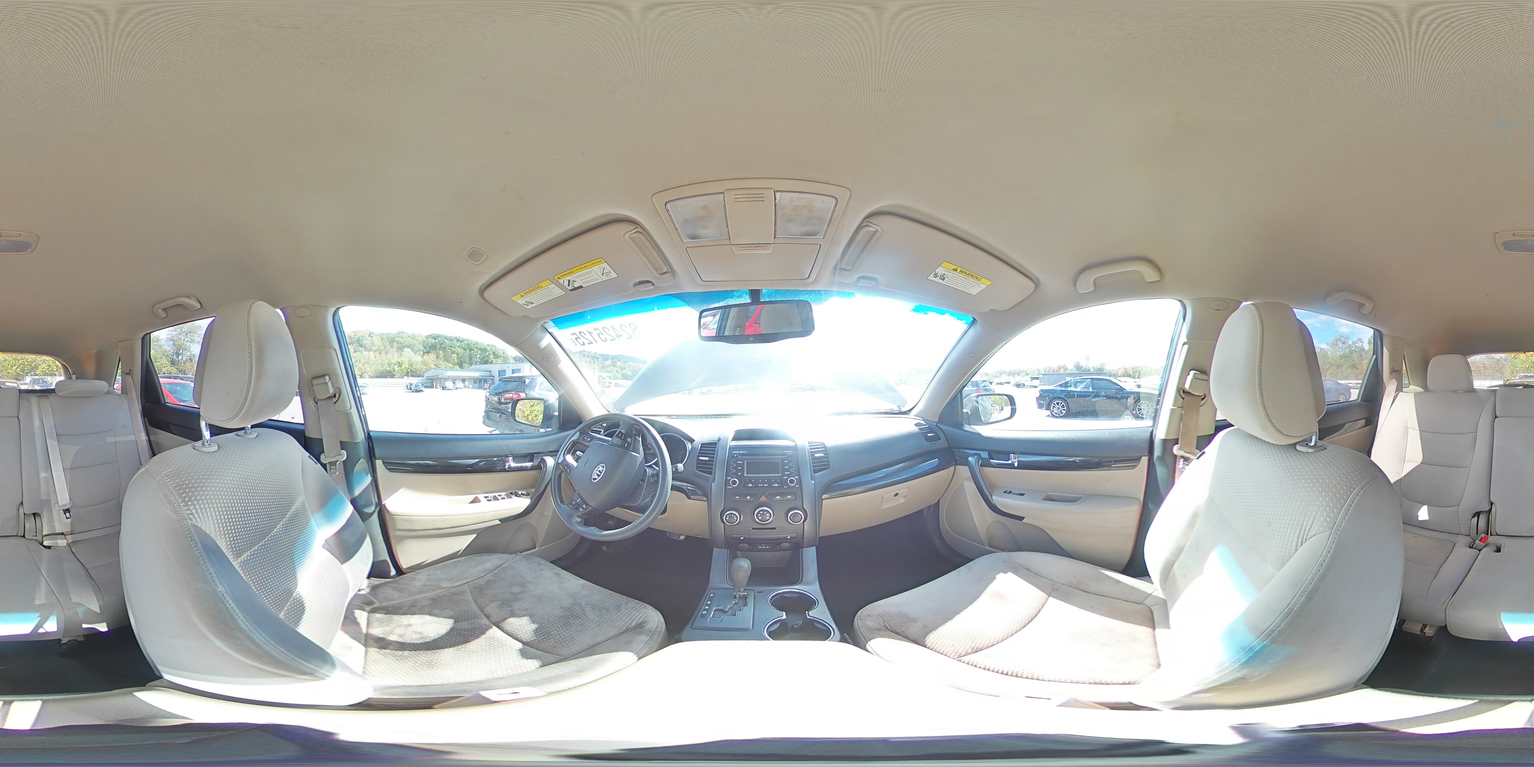 2011 Kia Sorento Base VIN: 5XYKTDA1XBG047242 Lot: 82425125
