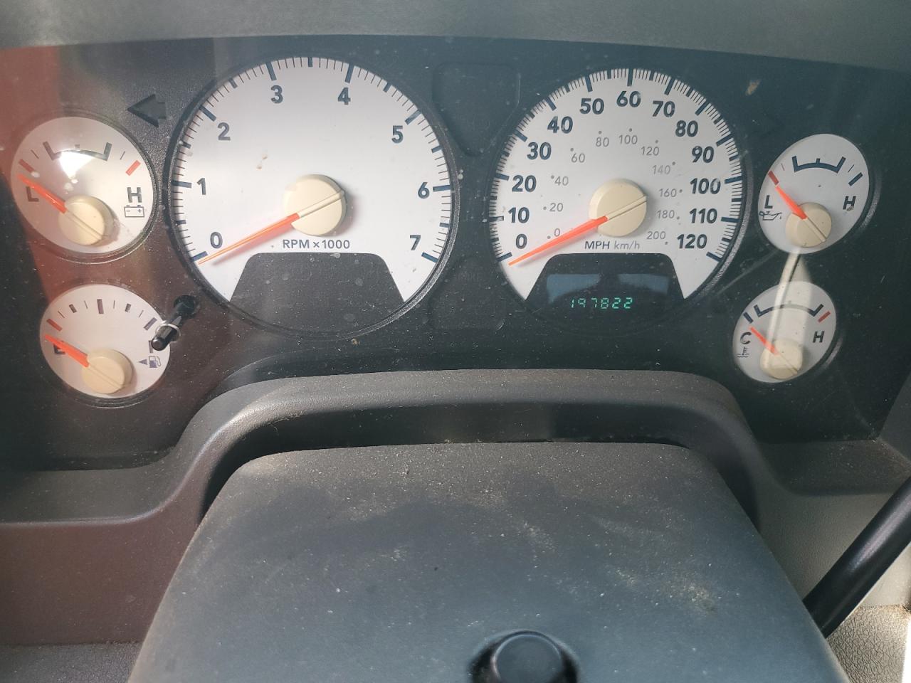 2007 Dodge Ram 1500 St VIN: 1D7HU18207J592285 Lot: 82340385