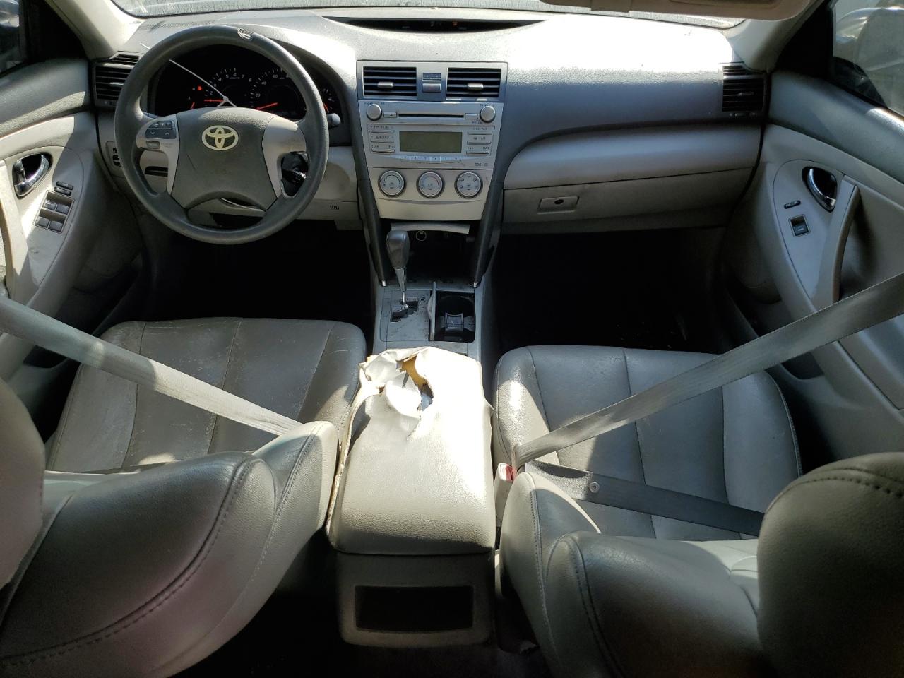 2011 Toyota Camry Base VIN: 4T1BF3EK2BU643847 Lot: 84174115