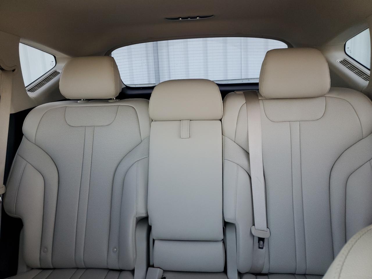 2021 Genesis Gv80 Base VIN: KMUHCESC2MU060128 Lot: 90083325