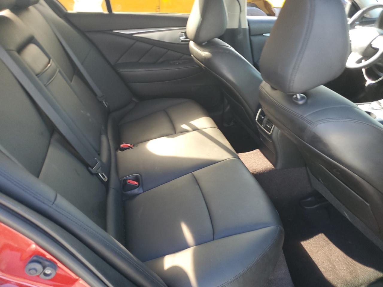 2015 Infiniti Q50 Base VIN: JN1BV7AP8FM352519 Lot: 85358085