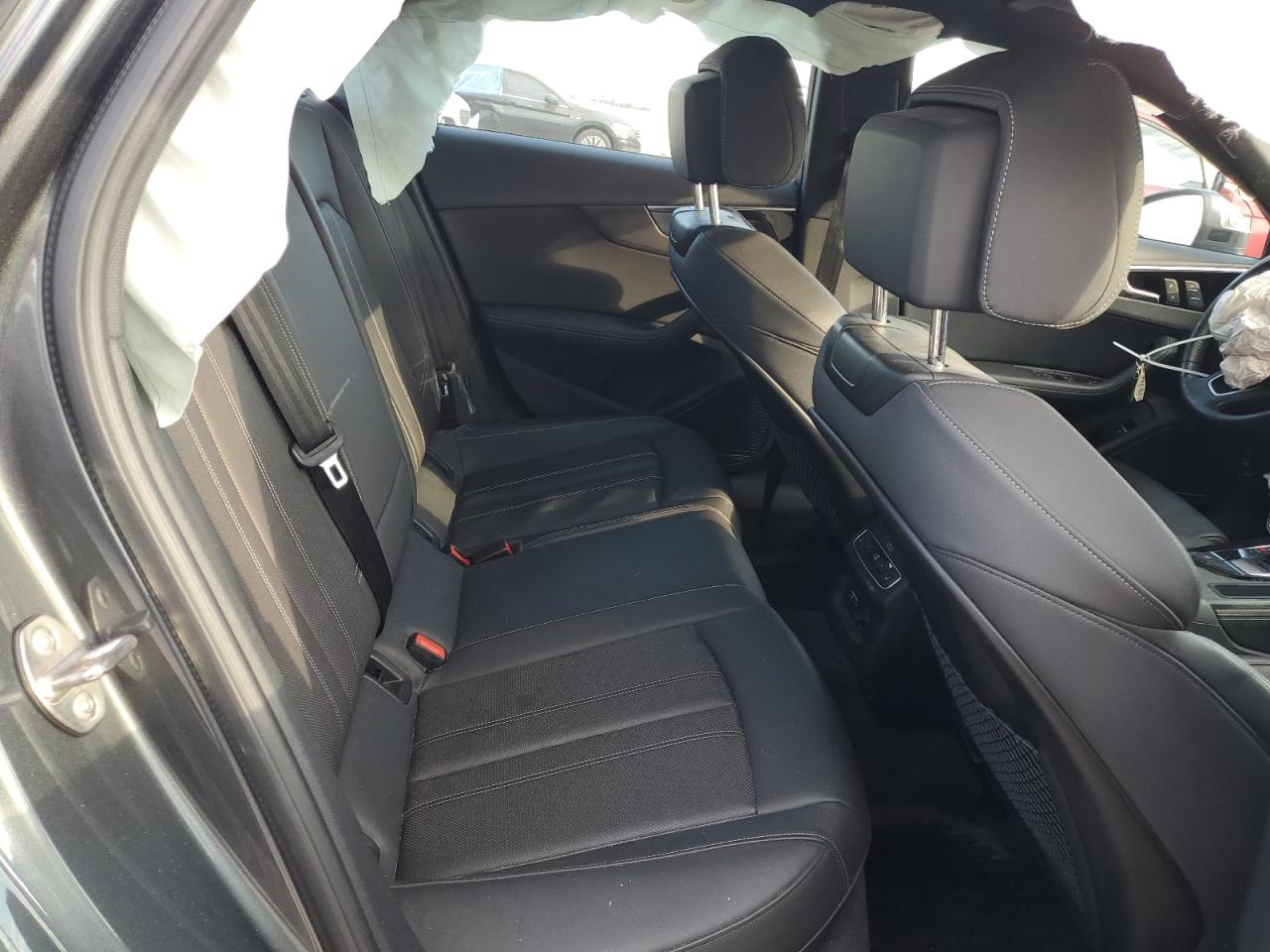 2020 Audi A4 Prestige VIN: WAUFNBF4XLN010718 Lot: 82482185