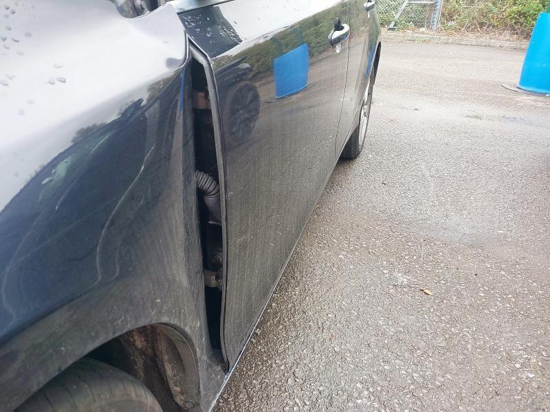 2015 VOLVO V40 SE NAV T2 AUTO 