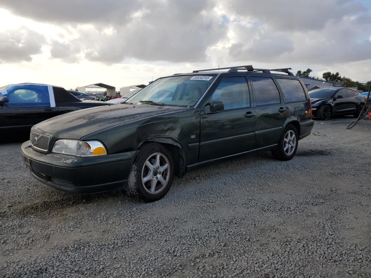 2000 Volvo V70 Glt