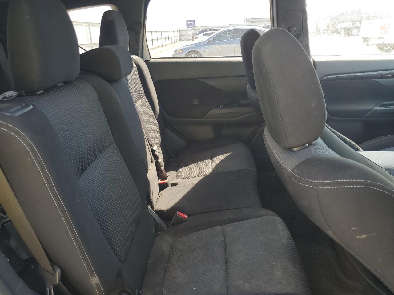 2018 Mitsubishi Outlander Se VIN: JA4AD3A30JZ022137 Lot: 84655505