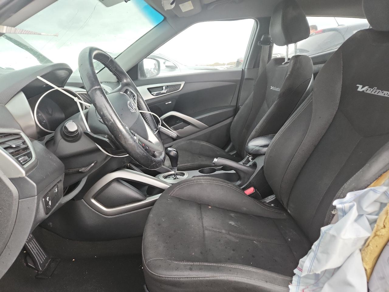 2013 Hyundai Veloster VIN: KMHTC6AD9DU128207 Lot: 85136075