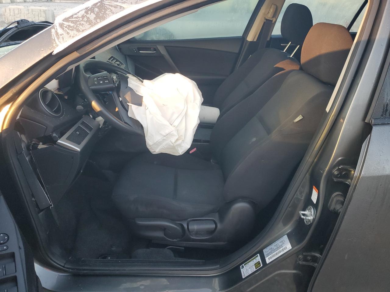 2011 Mazda 3 I VIN: JM1BL1VF5B1390321 Lot: 85922675