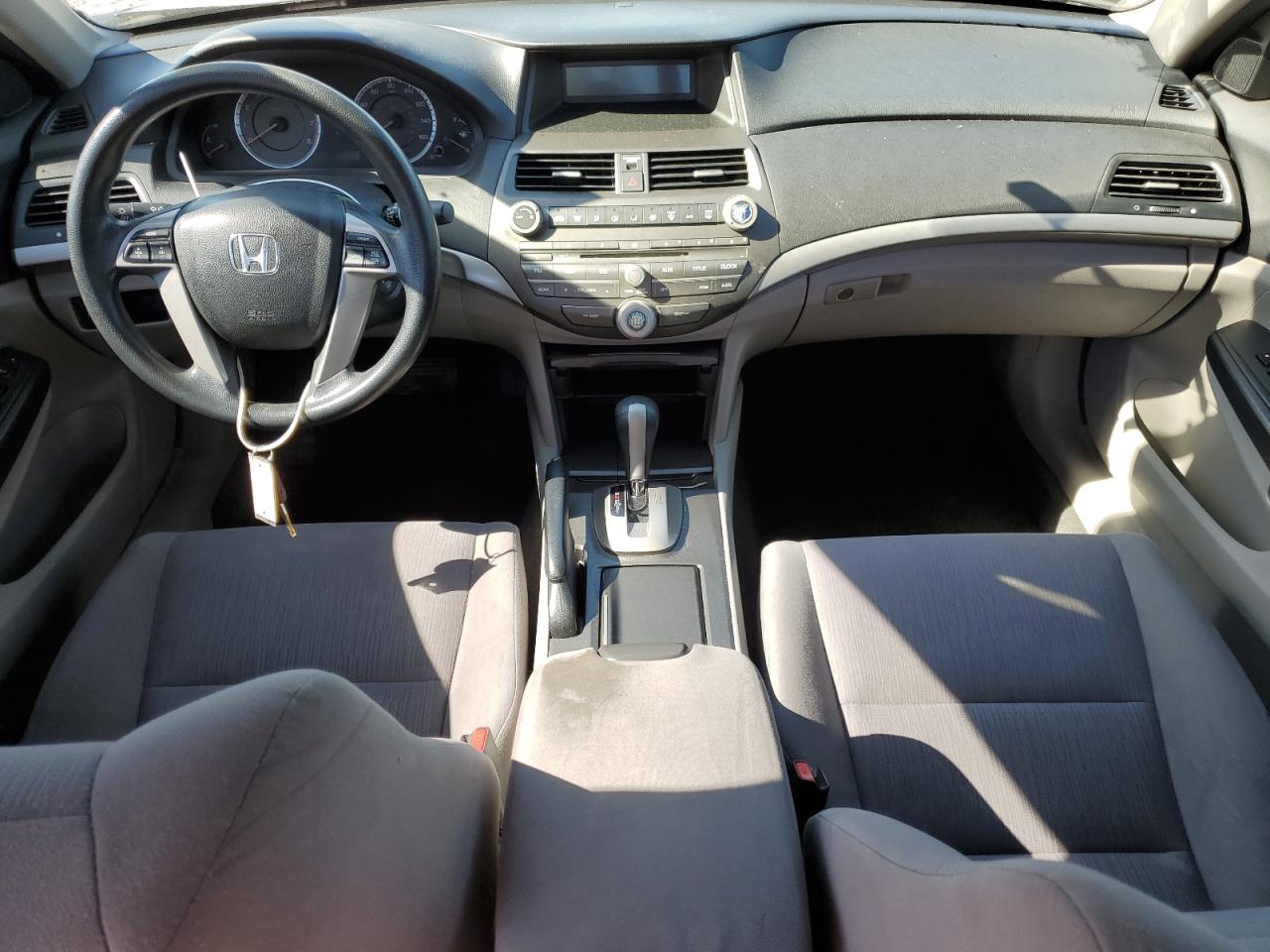 2011 Honda Accord Lx VIN: 1HGCP2F37BA040614 Lot: 82686925